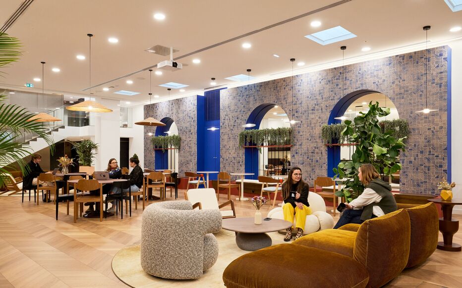 Espace lumineux de coworking NomaWork